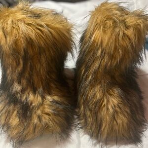 Fuzzy Flurry Furry Leg Warm Boots, Mid-Calf Fashion and Comfortable Outdoor Girl